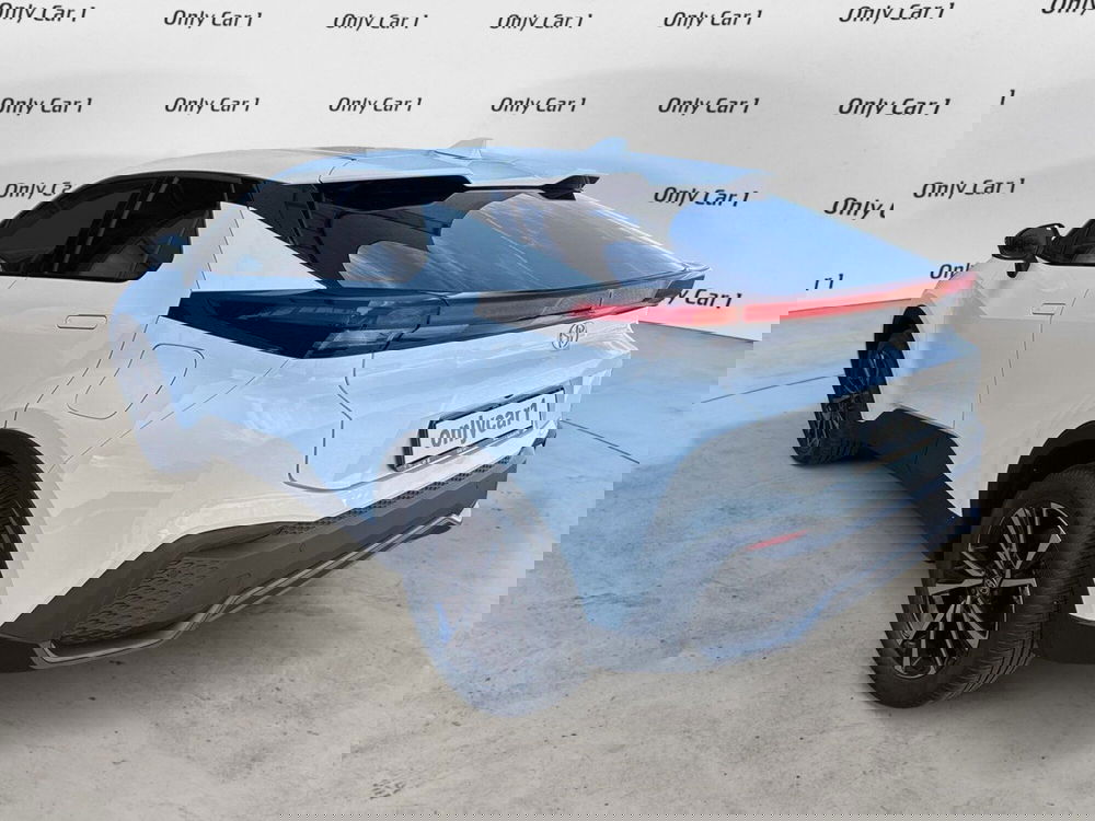 Toyota Toyota C-HR nuova a Ferrara (5)