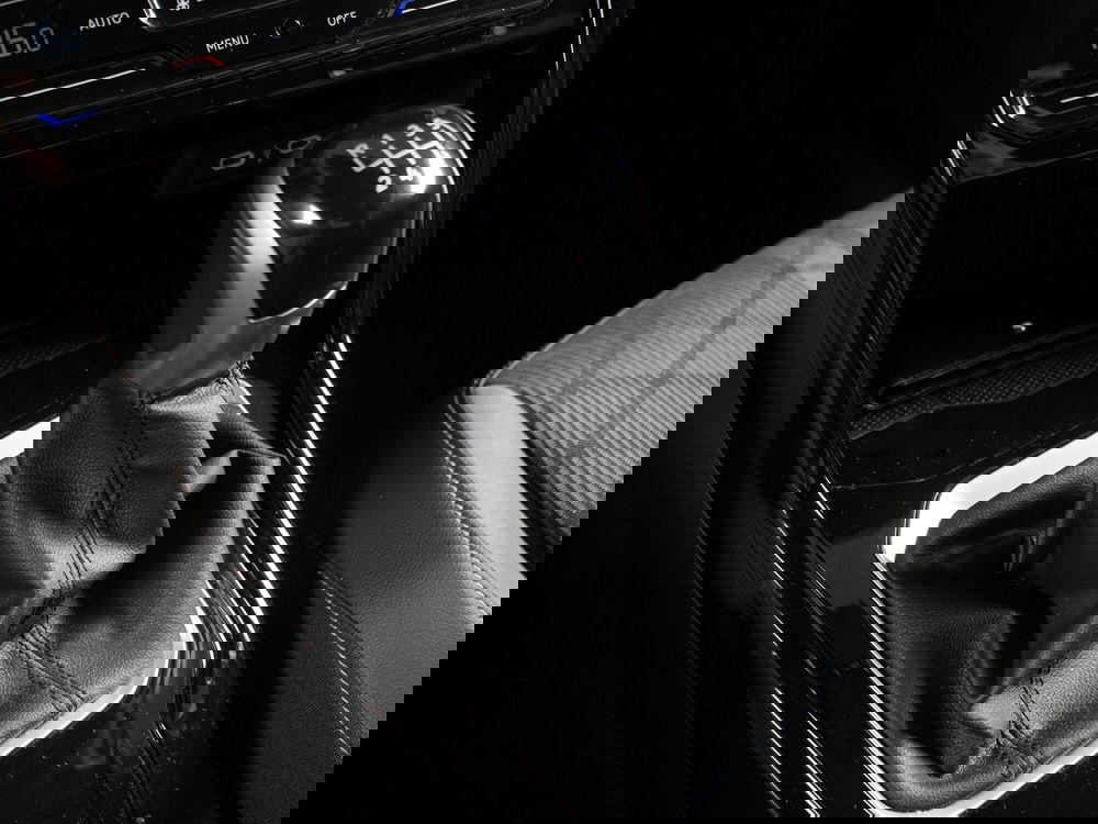 Volkswagen T-Roc usata a Padova (12)