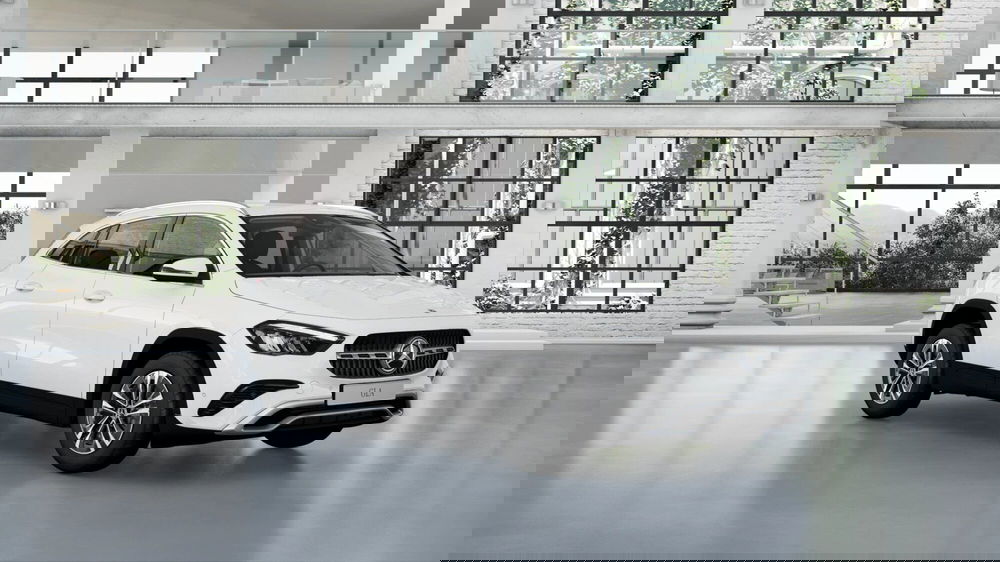 Mercedes-Benz GLA SUV nuova a Pescara (3)