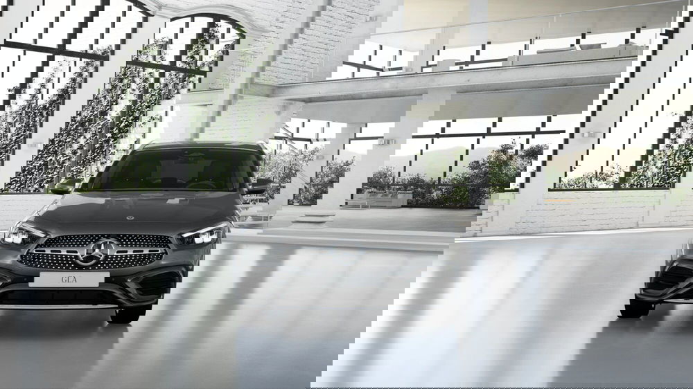 Mercedes-Benz GLA SUV nuova a Pescara (2)