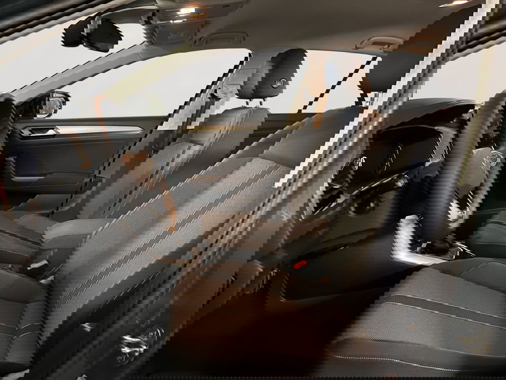 Volkswagen T-Roc nuova a Padova (7)