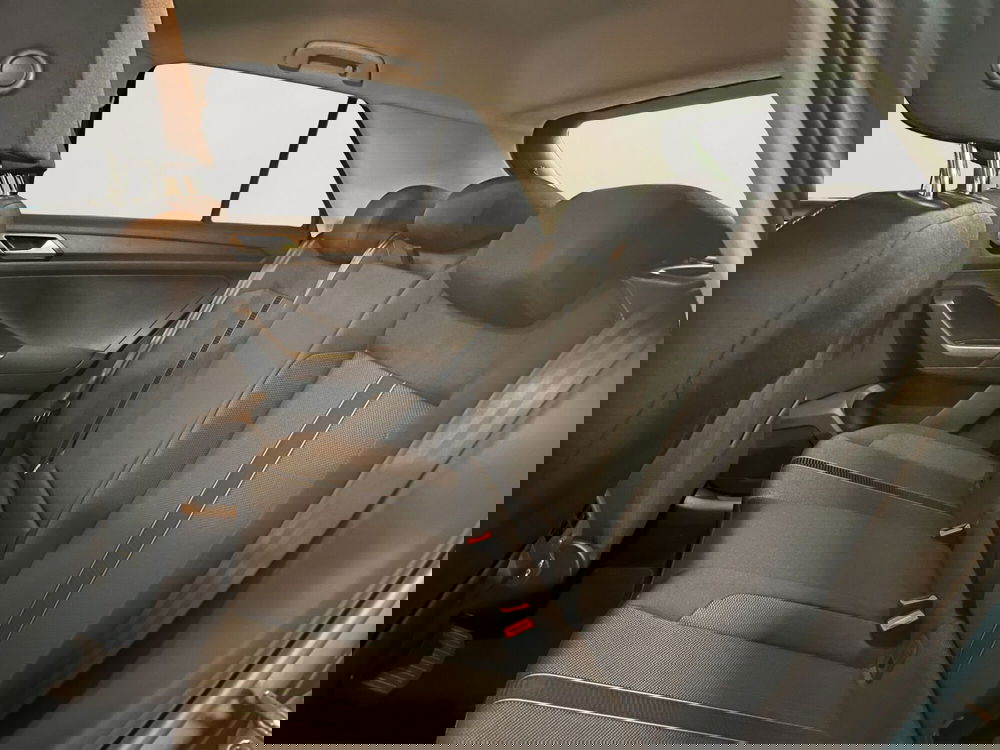 Volkswagen T-Roc nuova a Padova (8)