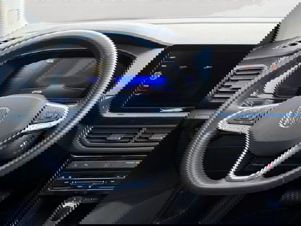 Volkswagen T-Cross usata a Padova (6)