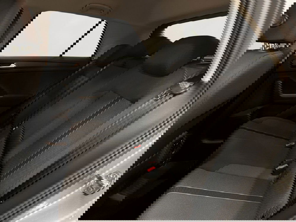 Volkswagen T-Roc nuova a Padova (8)