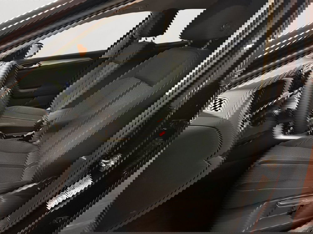 Volkswagen T-Roc nuova a Padova (7)