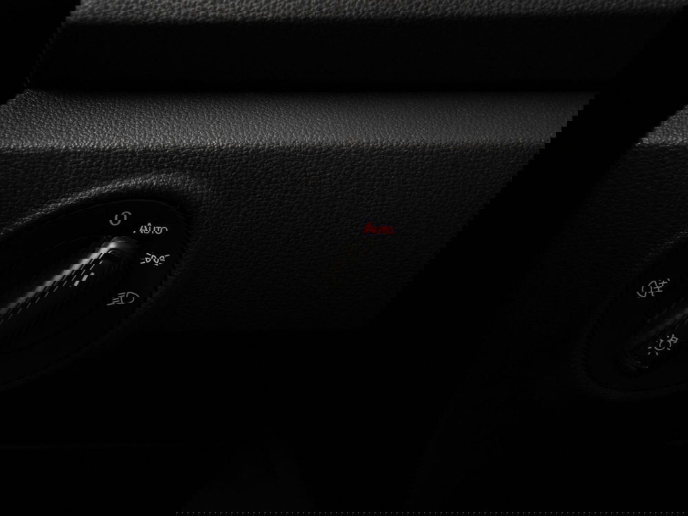 Volkswagen T-Roc usata a Padova (16)