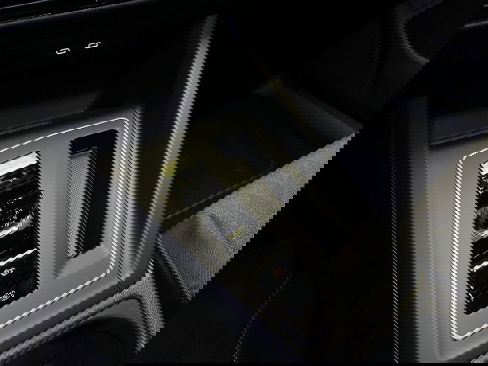 Volkswagen Golf nuova a Padova (13)