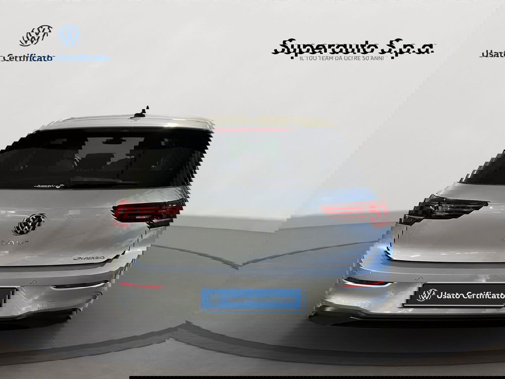 Volkswagen Golf nuova a Padova (5)