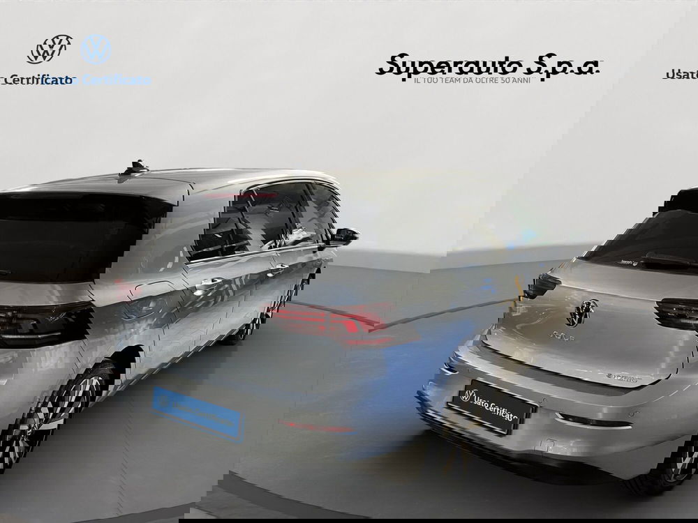 Volkswagen Golf nuova a Padova (6)