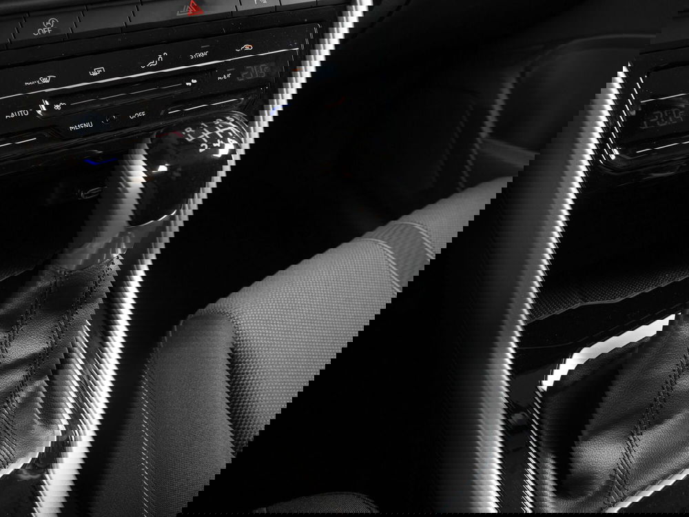 Volkswagen T-Roc usata a Padova (12)