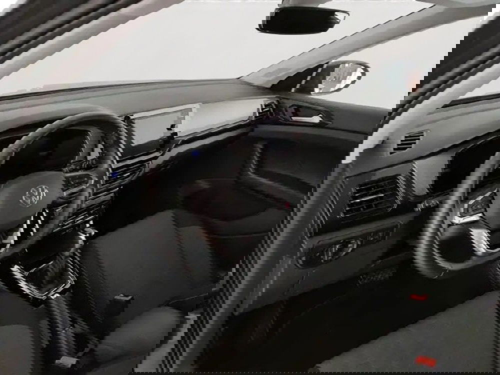 Volkswagen T-Cross usata a Padova (6)