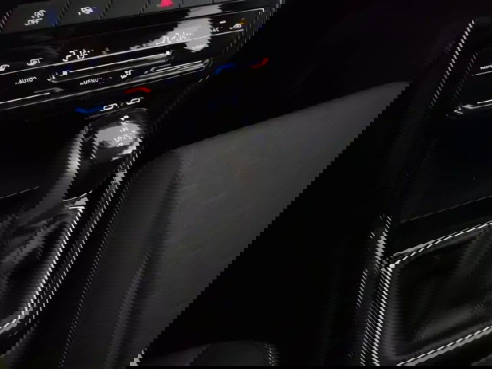 Volkswagen T-Cross usata a Padova (9)