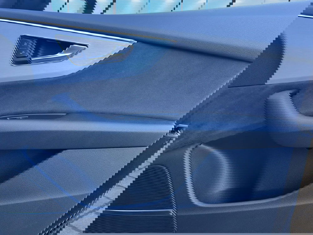 Audi A8 usata a Cosenza (17)