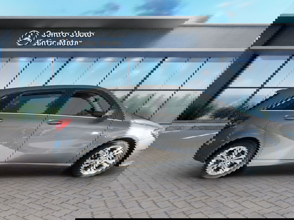 Mercedes-Benz Classe B usata a Cosenza (7)