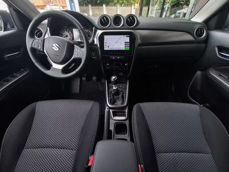 Suzuki Vitara nuova a Milano (2)