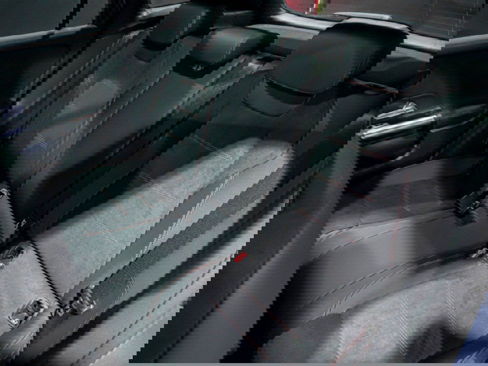 Mercedes-Benz GLA SUV nuova a Macerata (11)