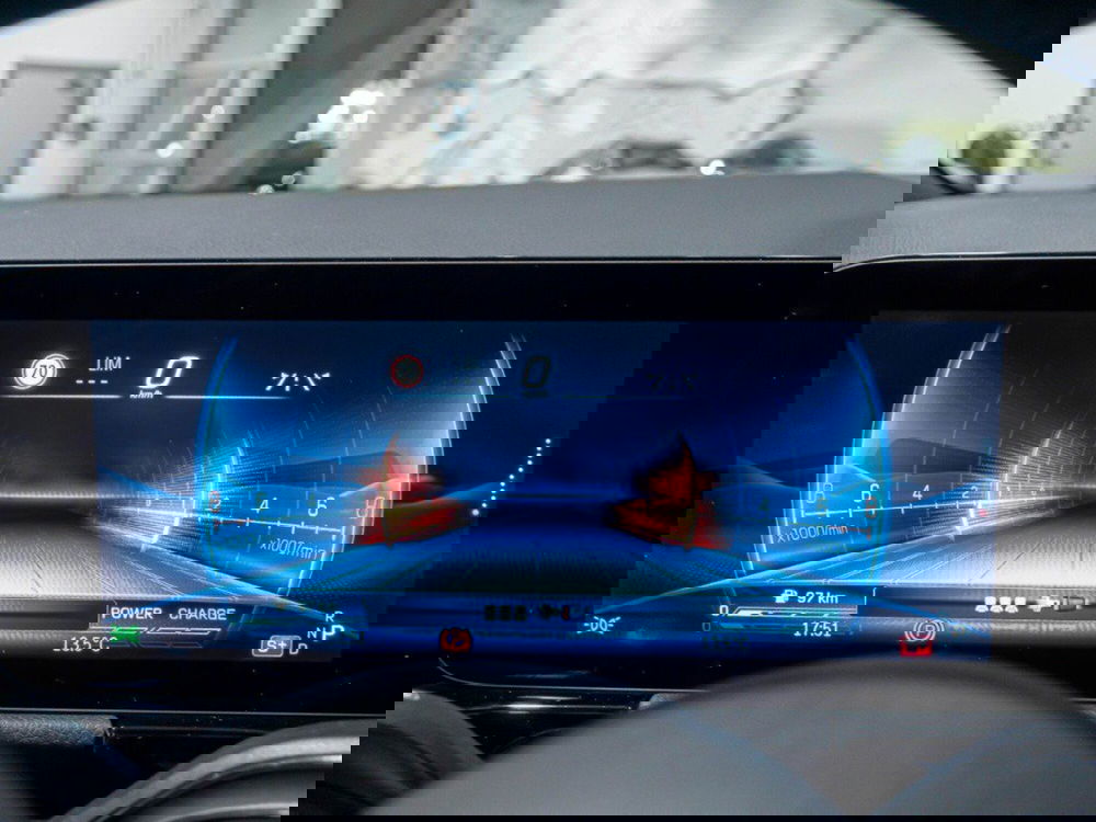 Mercedes-Benz GLA SUV nuova a Macerata (14)