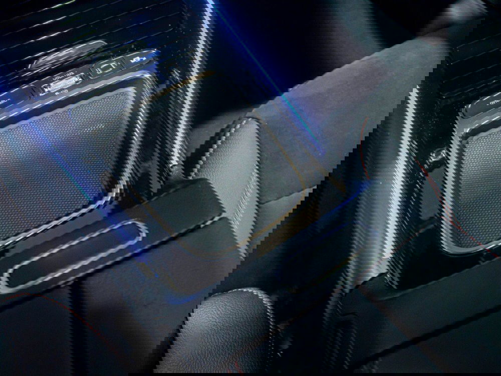 Mercedes-Benz GLA SUV nuova a Macerata (19)