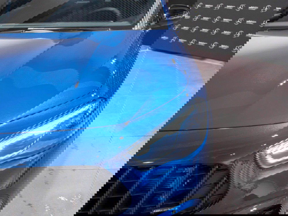 Mercedes-Benz GLA SUV nuova a Macerata (3)