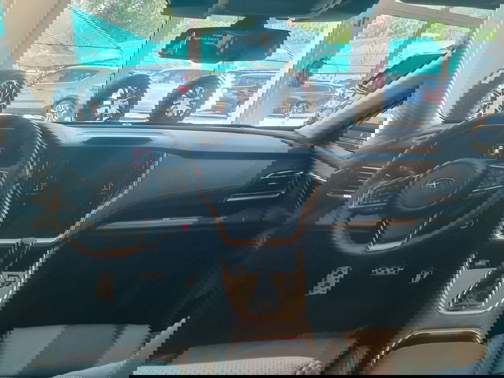 Subaru Outback usata a Como (14)