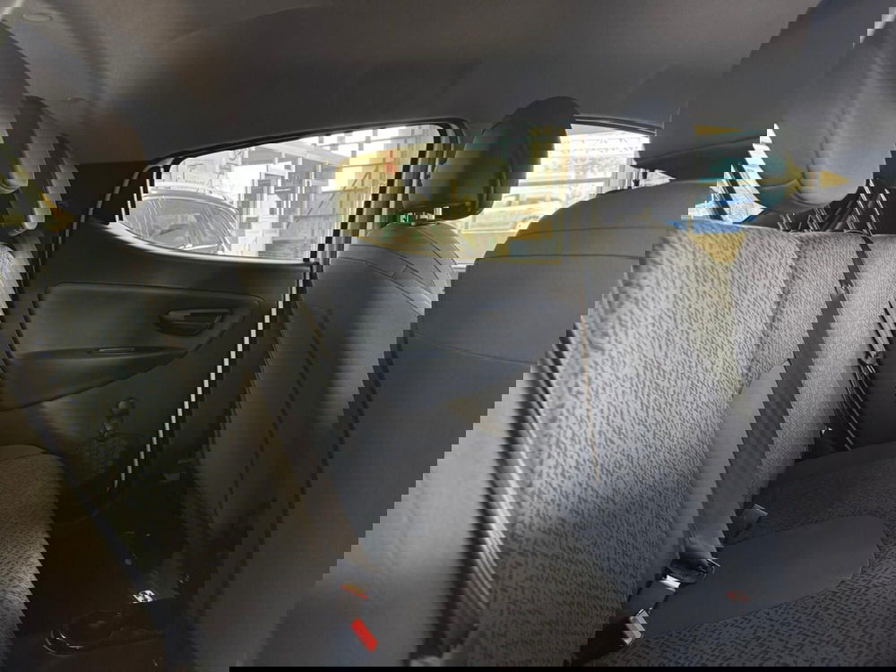 Lancia Ypsilon usata a Milano (10)