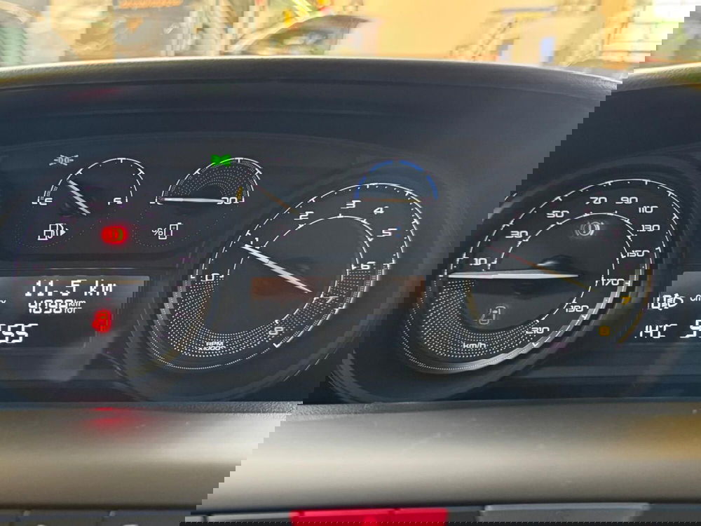 Lancia Ypsilon usata a Milano (9)