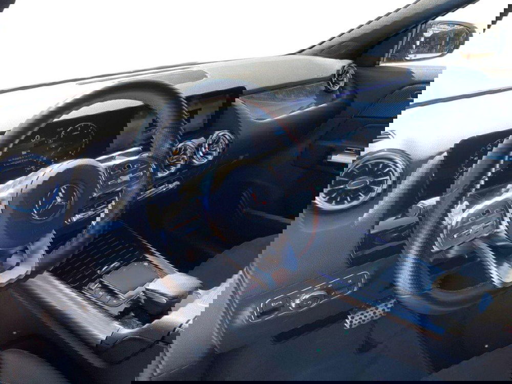 Mercedes-Benz GLA SUV usata a Macerata (16)