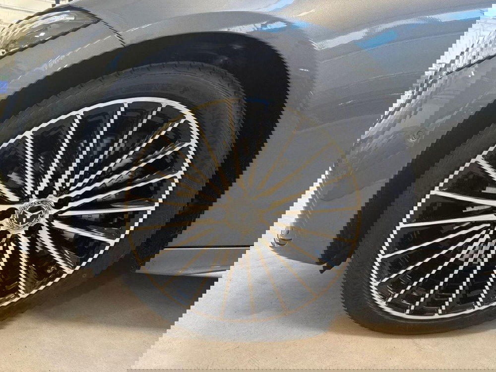 Mercedes-Benz Classe C nuova a Rimini (8)