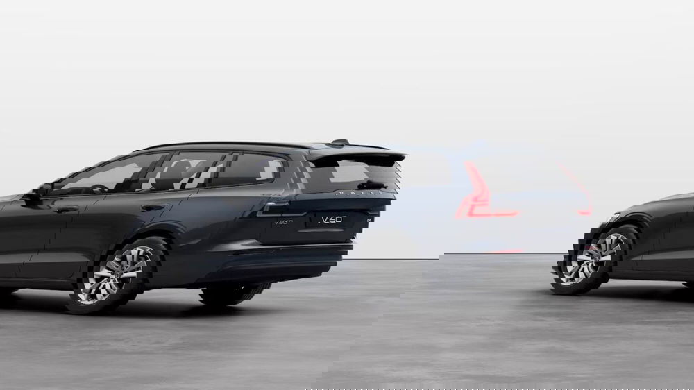 Volvo V60 nuova a Como (3)