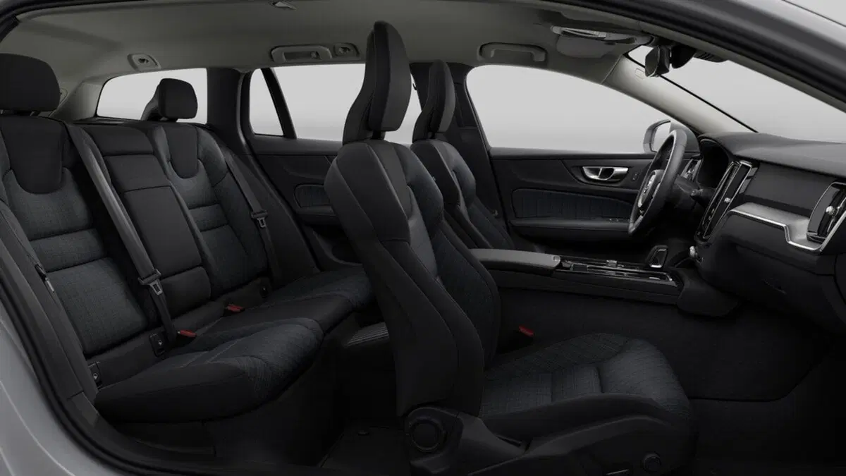 Volvo V60 nuova a Como (7)