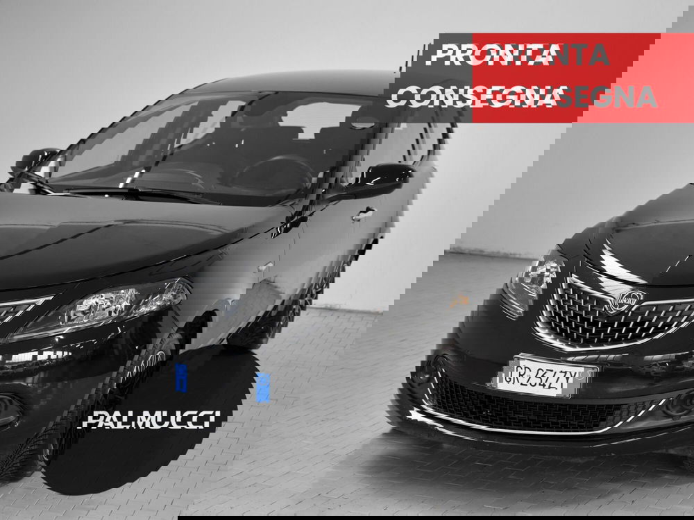 Lancia Ypsilon usata a Prato