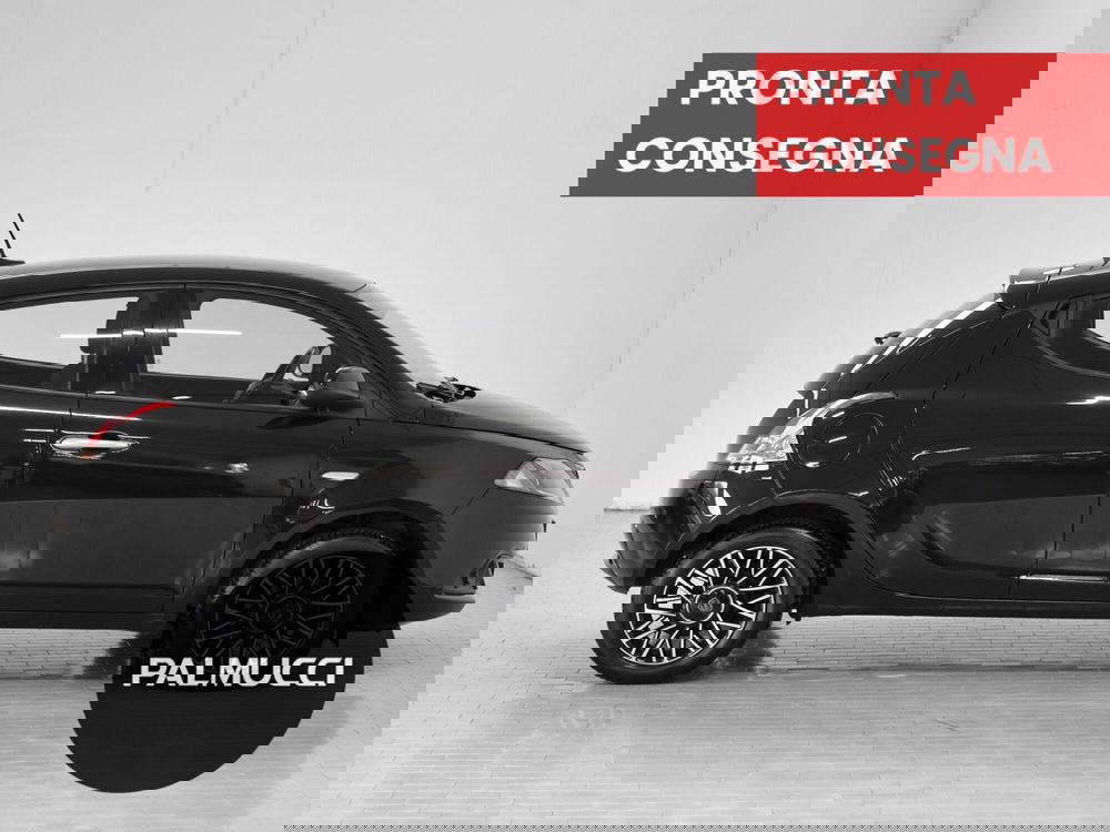 Lancia Ypsilon usata a Prato (5)