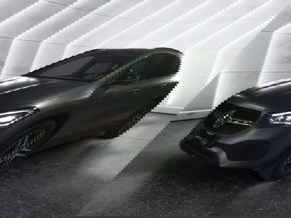 Mercedes-Benz GLA SUV usata a Caserta