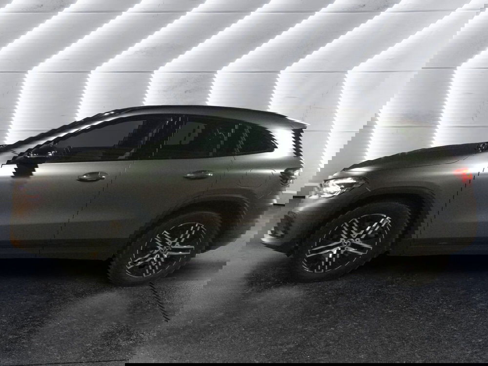 Mercedes-Benz GLA SUV usata a Caserta (8)