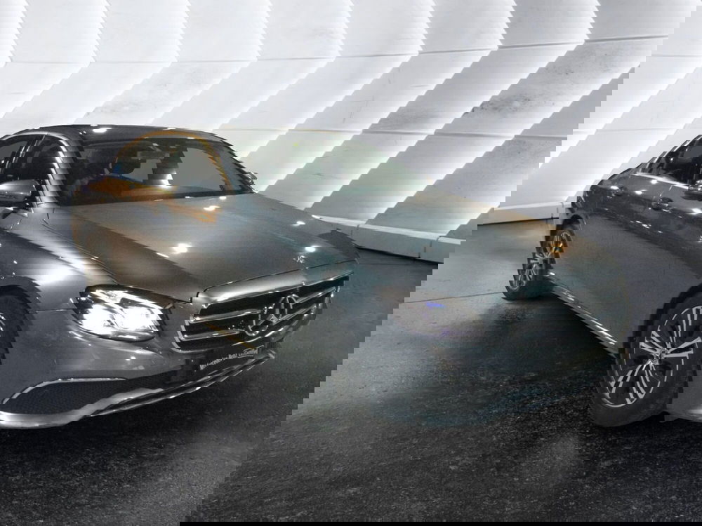 Mercedes-Benz Classe E usata a Caserta (3)