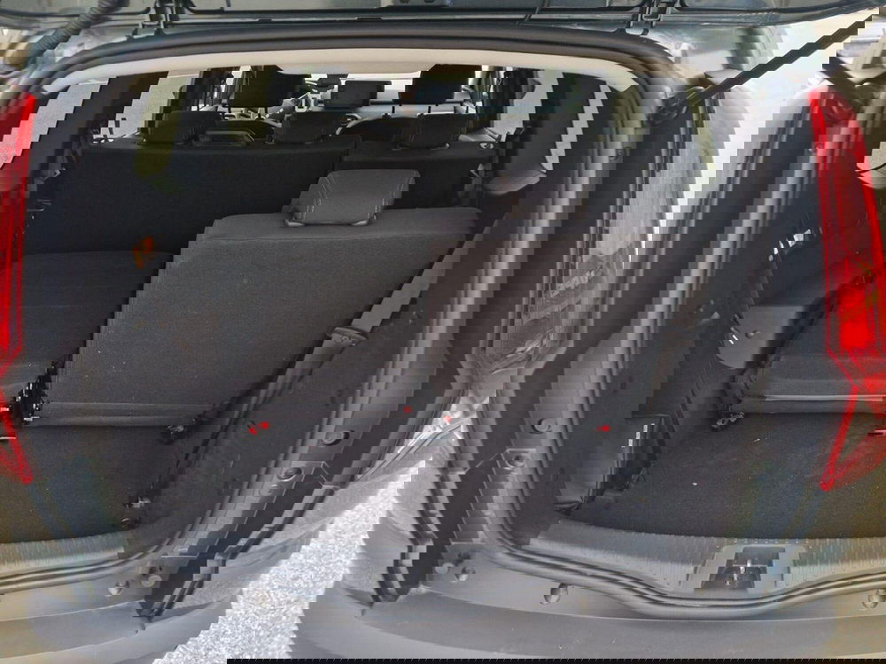 Dacia Jogger usata a Vercelli (13)