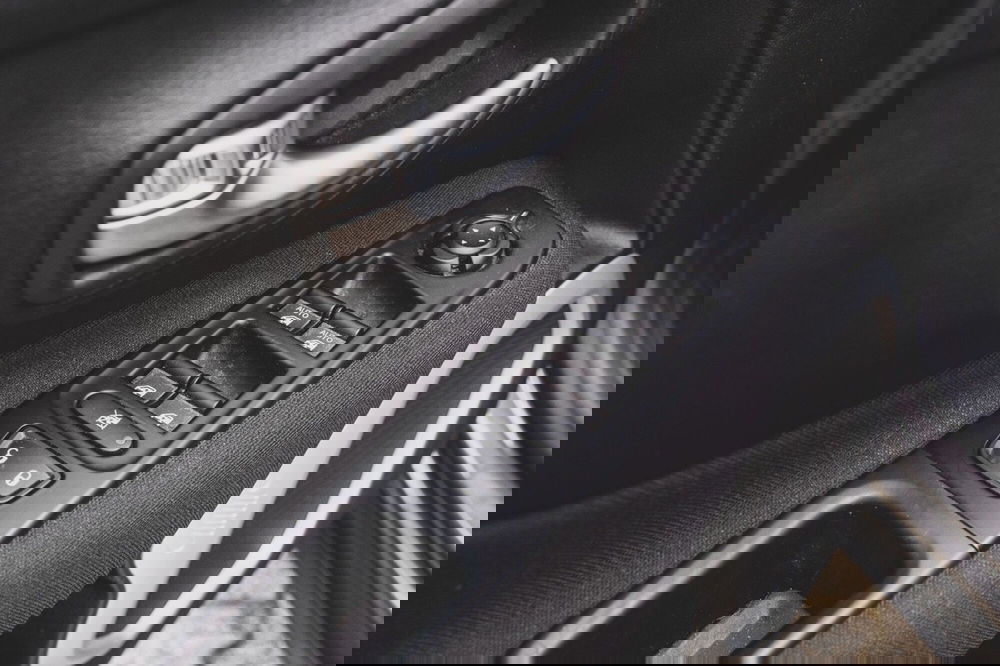 Jeep Renegade usata a Vercelli (13)