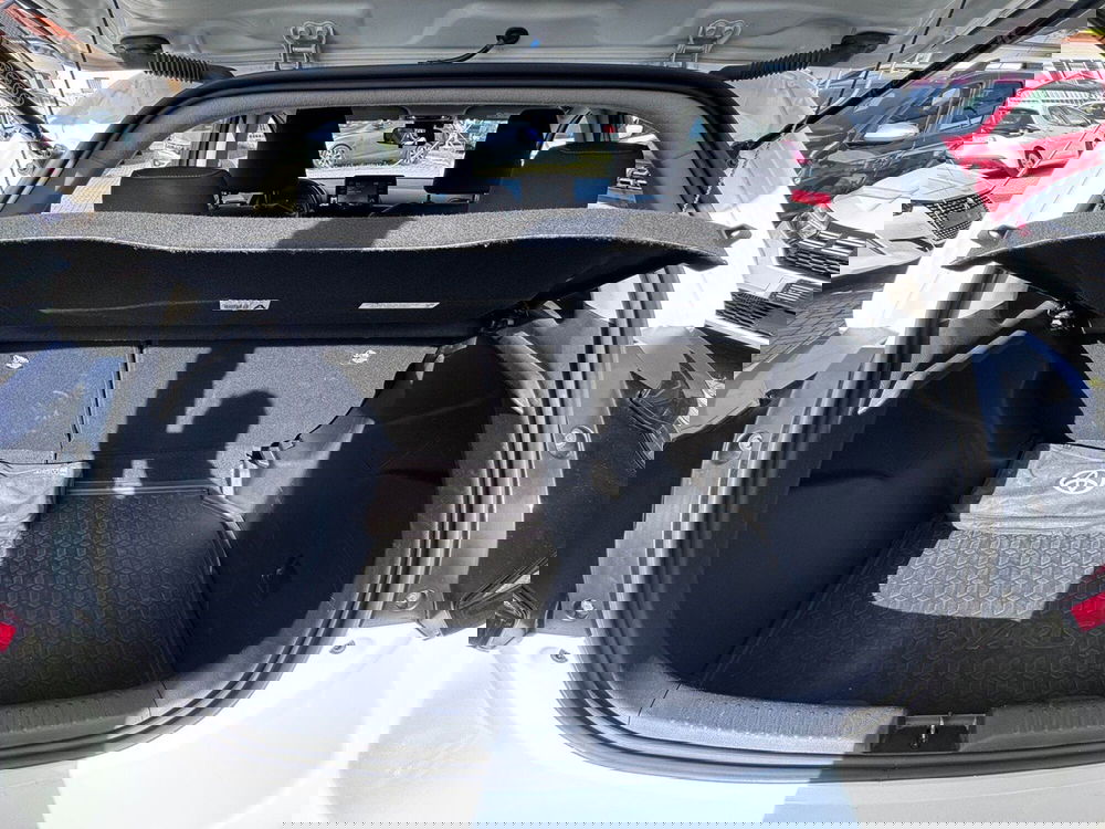 Toyota Yaris usata a Vercelli (9)