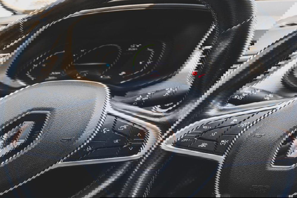 Renault Arkana usata a Vercelli (10)