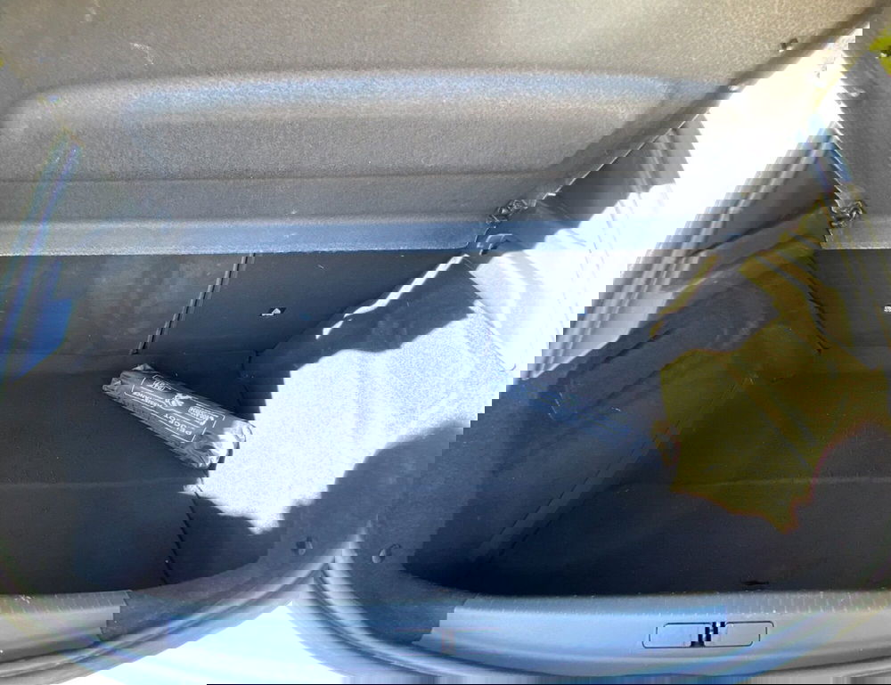 Peugeot 208 usata a Perugia (15)