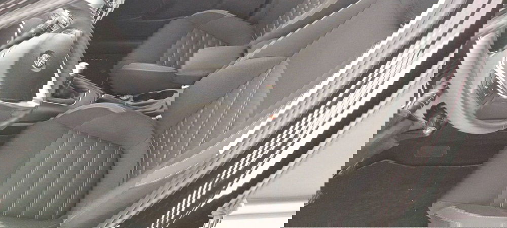 Alfa Romeo Giulietta usata a Treviso (10)