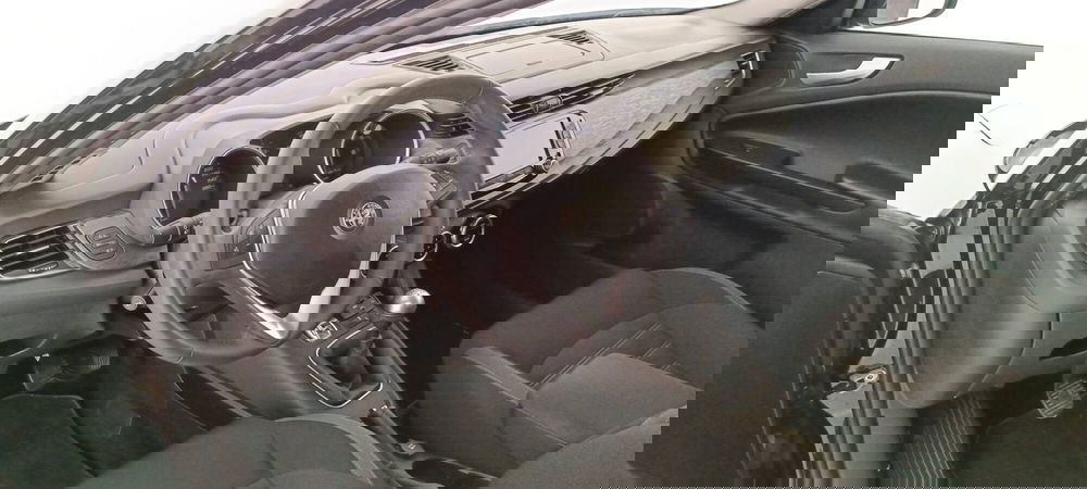 Alfa Romeo Giulietta usata a Treviso (9)