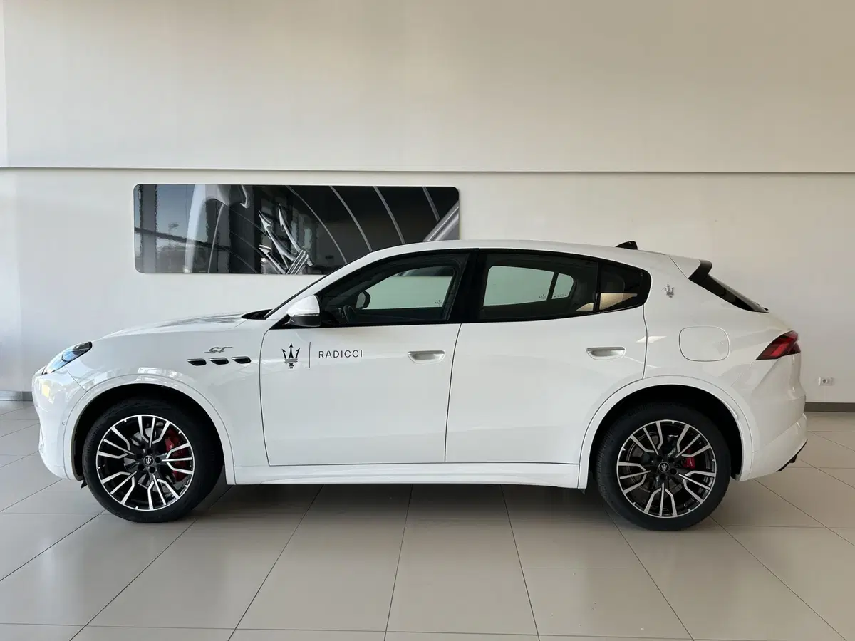 Maserati Grecale usata a Ancona (6)