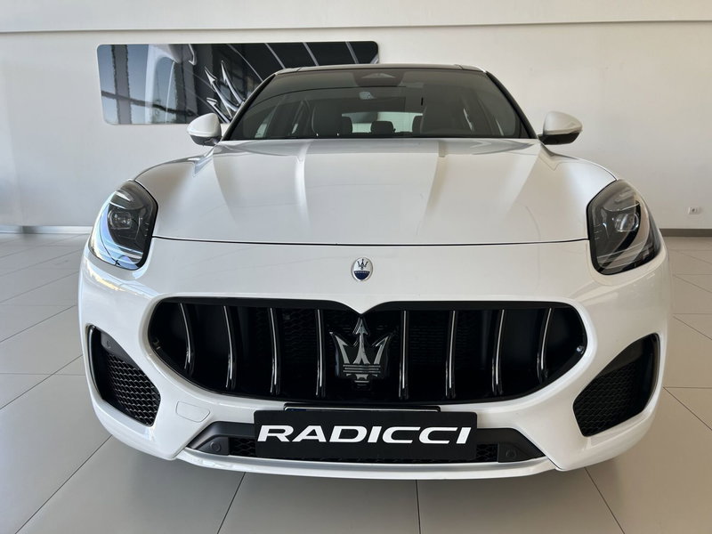 Maserati Grecale usata a Ancona (7)