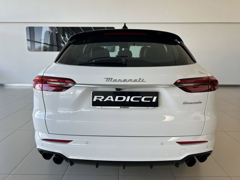 Maserati Grecale usata a Ancona (8)