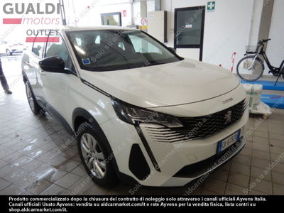 Peugeot 3008 BlueHDi 130 S&amp;S EAT8 Active Pack del 2022 usata a Mirandola