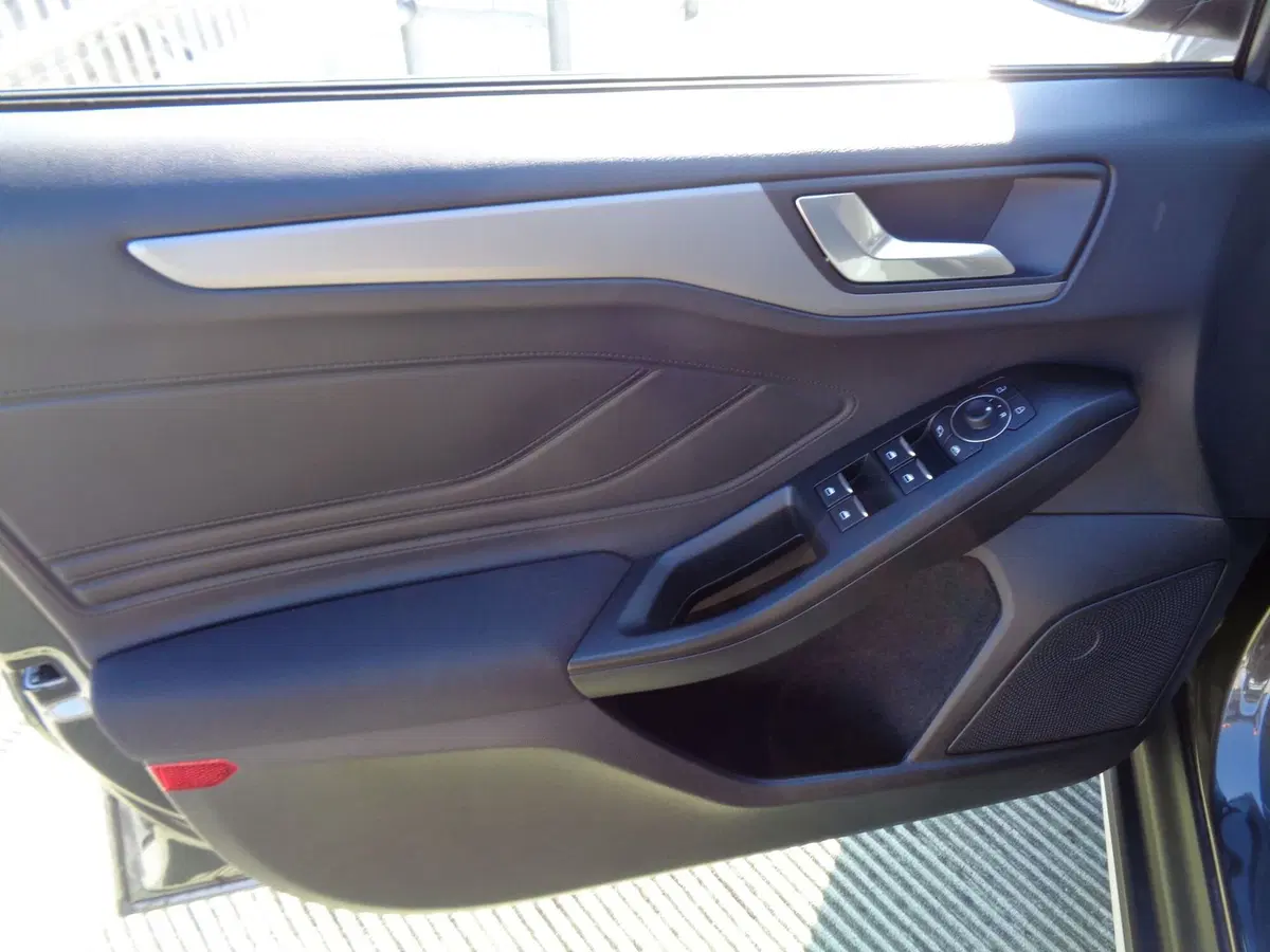Ford Focus usata a Treviso (7)