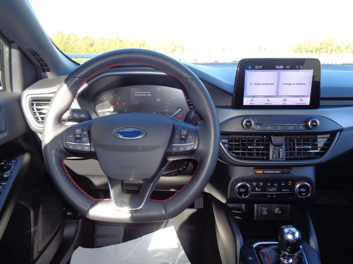 Ford Focus usata a Treviso (12)