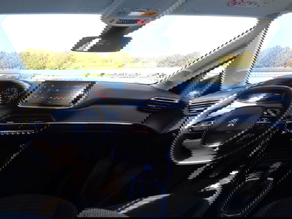 Peugeot 208 usata a Treviso (11)