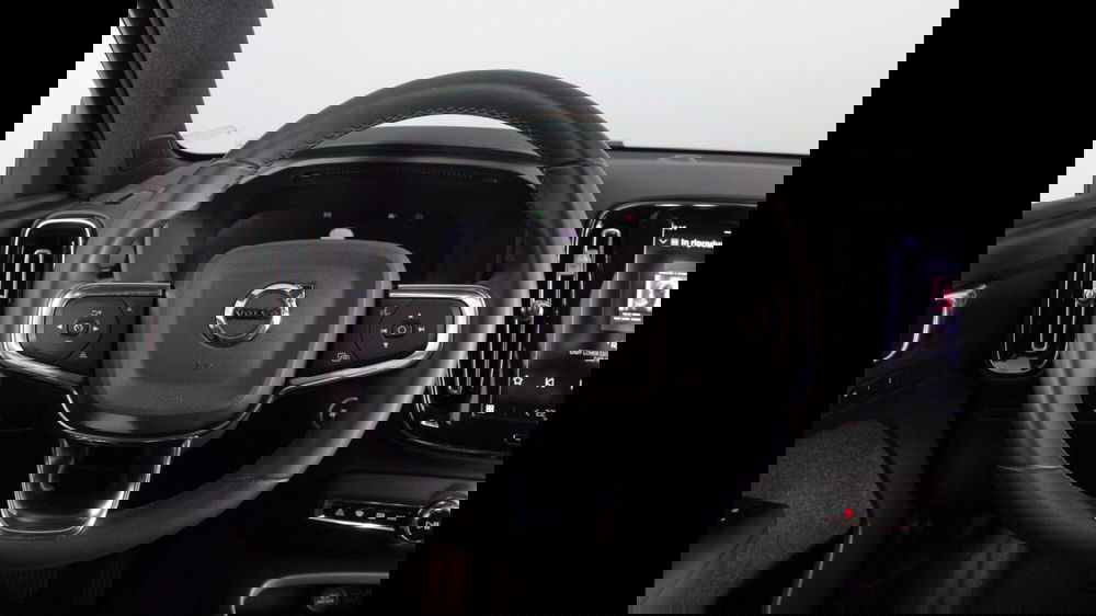 Volvo XC40 usata a Palermo (9)